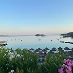 Aqua Hotel